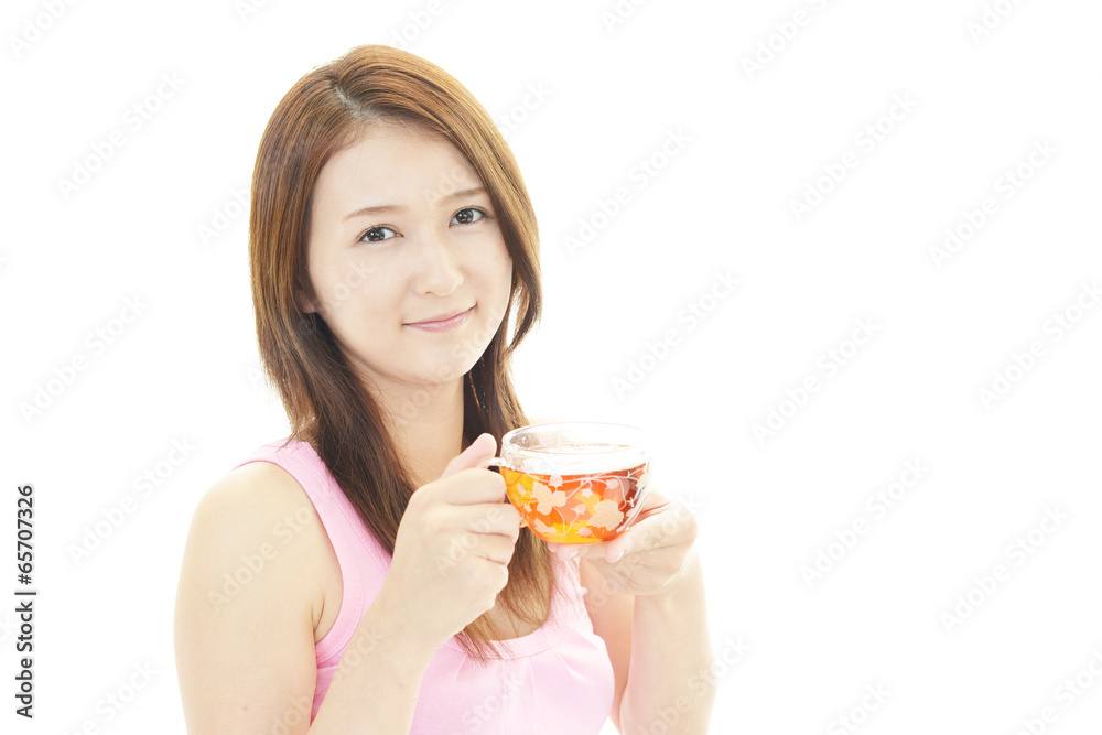 寛ぐ女性 寛ぐ女性