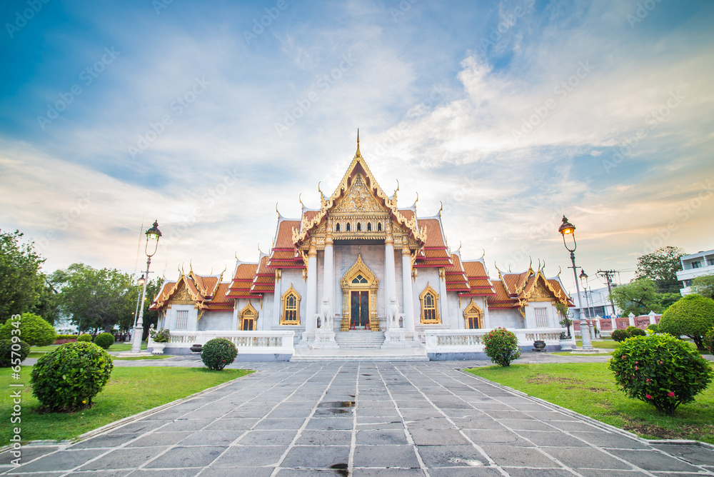 Naklejka premium Wat Benchamabophit, Bangkok, Thailand