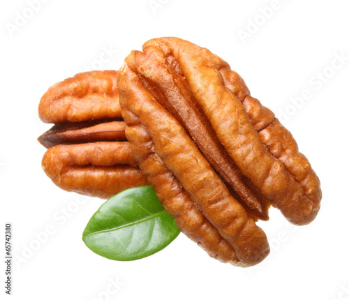 Pecan nuts isolated