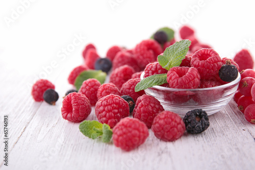 Fototapeta Naklejka Na Ścianę i Meble -  berries