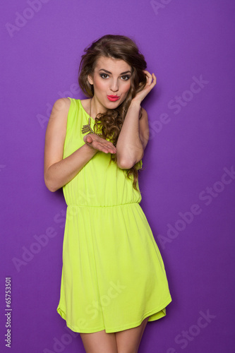 Fényképezés Blowing a kiss