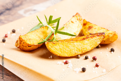 Kartoffelspalten - Wedges photo