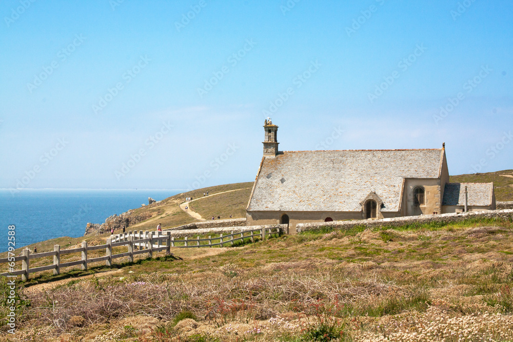 La chapelle St They à la Pointe du Van en Bretagne - France La chapelle St They à la Pointe du Van en Bretagne - France