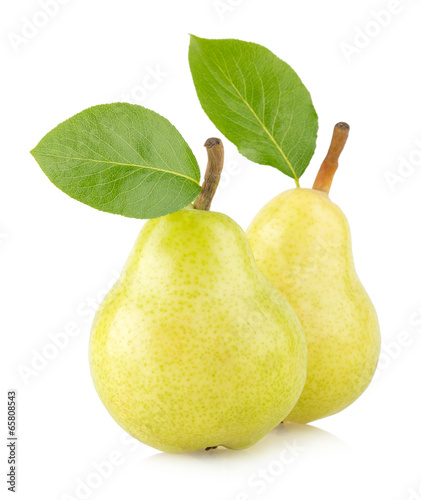 ripe green pears isolated on white background