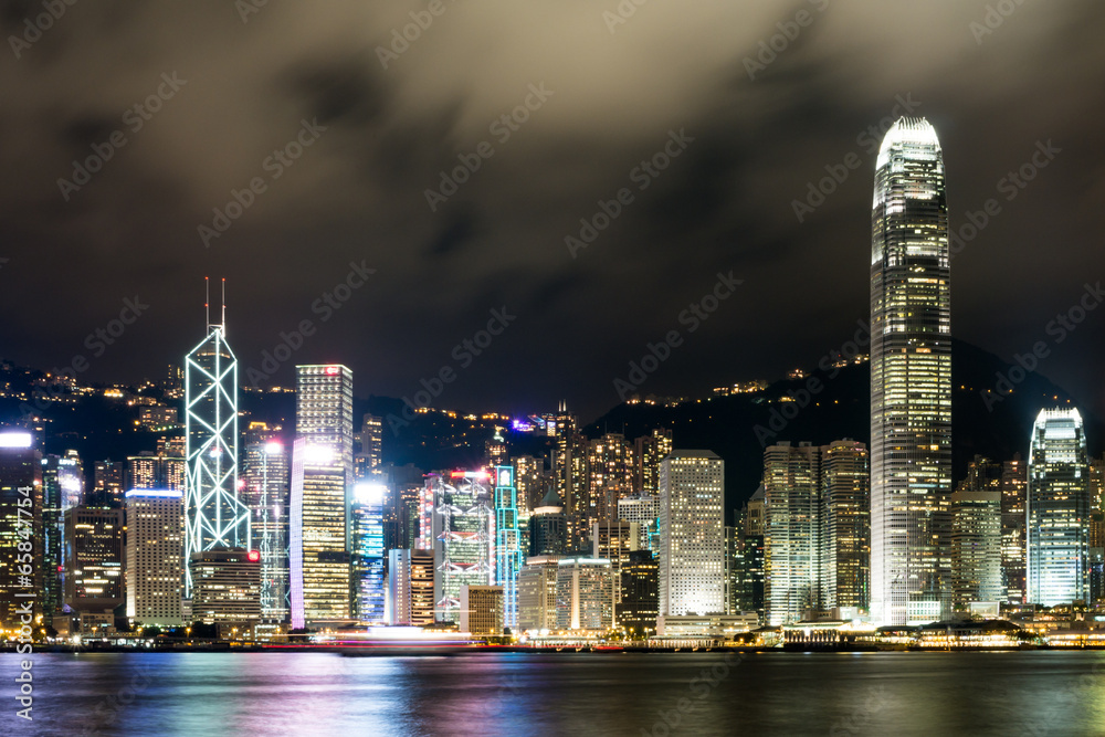 Fototapeta premium Wyspa Hongkong z Kowloon.