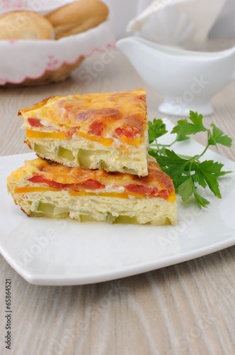 Omelet with vegetables and cheese crust