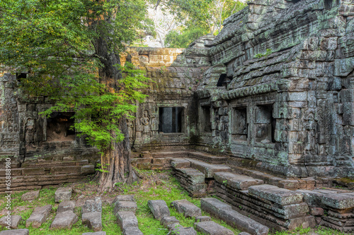 Sunrise over Ta Phrom