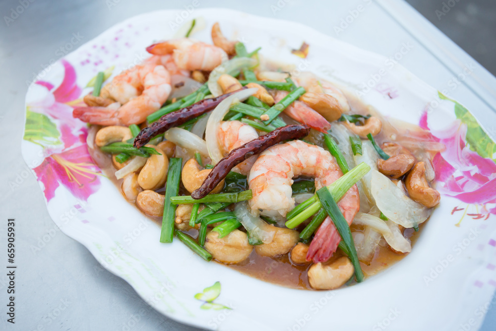 shrimp fried with cashews shrimp fried with cashews