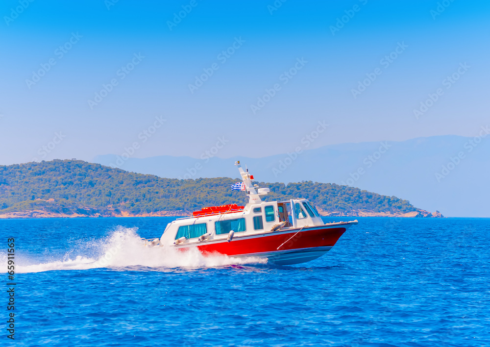 Fototapeta premium Sea Taxi out of Spetses island in Greece