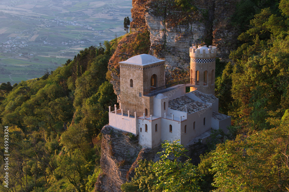 Erice Duomo Chiesa Madre