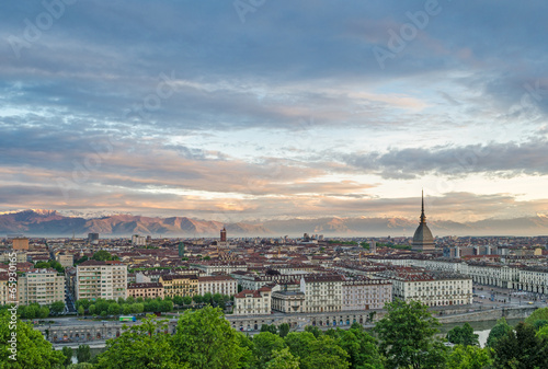 Fototapeta Naklejka Na Ścianę i Meble -  Turin (Torino), panorama at sunrise