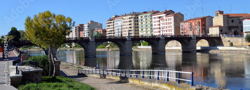 Cuadro en lienzo MIRANDA DE EBRO