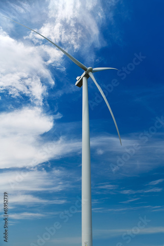 windmill and wind power generation