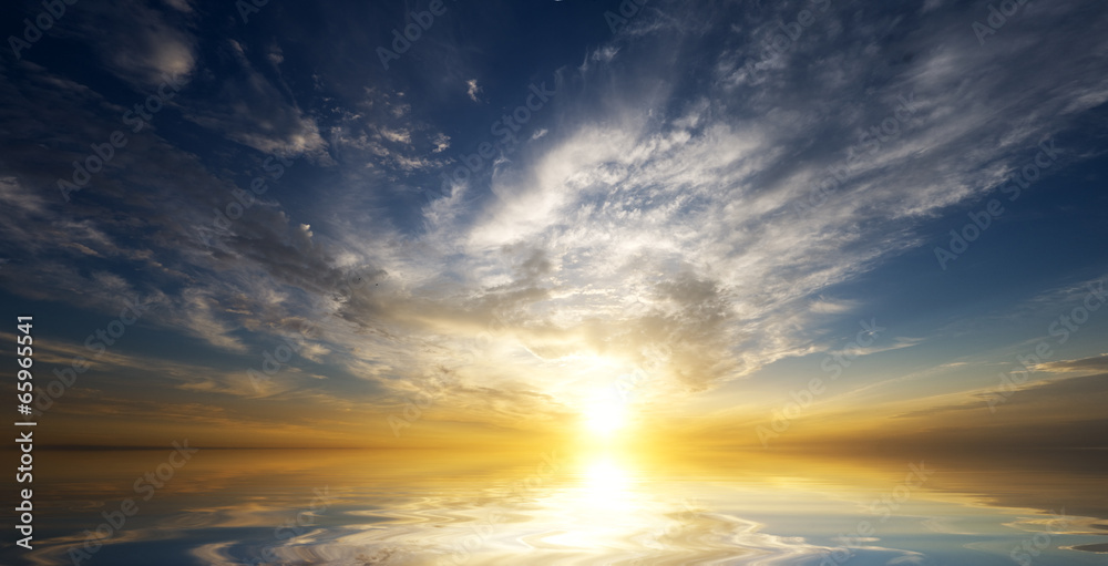 Obraz premium sunrise over ocean.