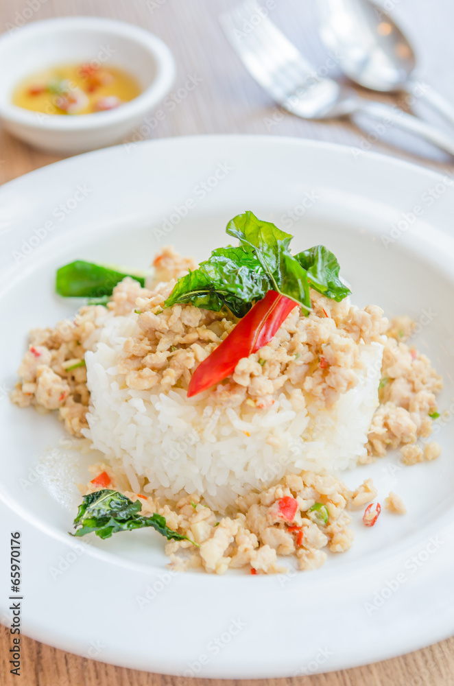 Spicy fried chicken with basil and rice Spicy fried chicken with basil and rice