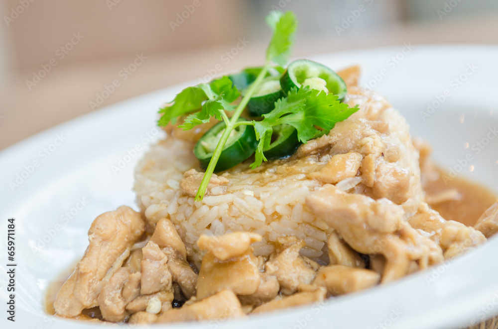 Chicken with brown sauce on rice Chicken with brown sauce on rice