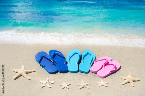 Flip flops and starfishes