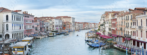 Grand Canal of Venice, Italy © leeyiutung