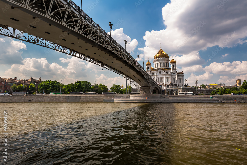 Cathedral of Christ the Saviour and Pedestrian Patriarshy Bridge