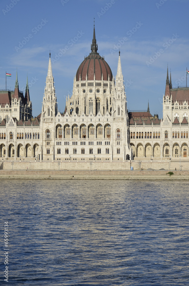Palazzo del Parlamento, Budapest. 6