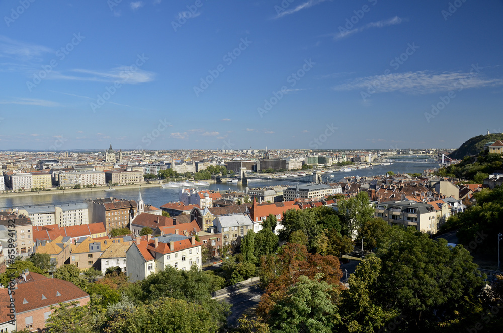 Vista panoramica di Budapest. 7