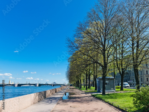 Admiralty Embankment