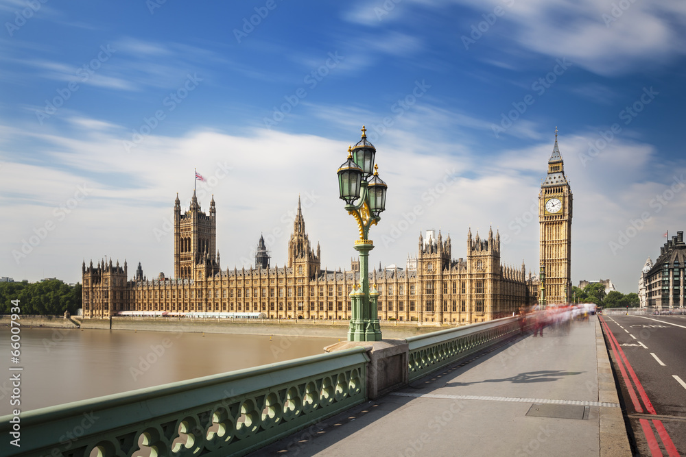 Fototapeta premium Houses Of Parliament Long Exposure