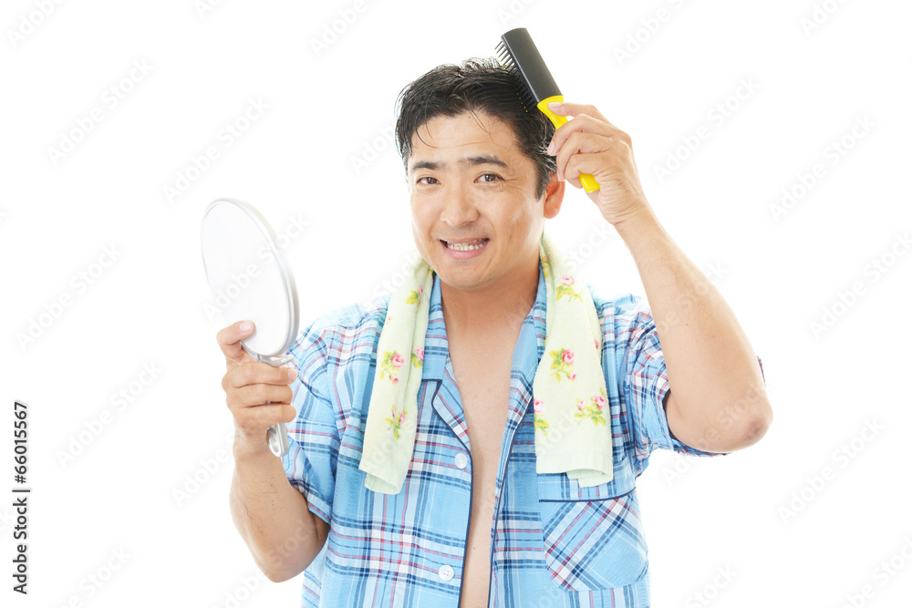 笑顔の男性