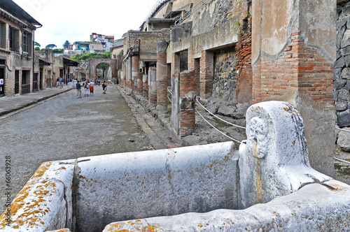 Ercolano, scavi archeologici photo