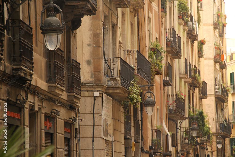 Obraz premium Calle en el centro de Barcelona, España
