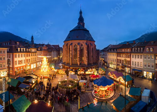 Weihnachtsmarkt in Heidelberg photo