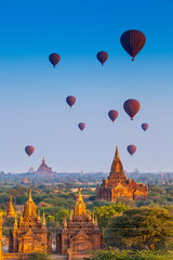 Deken met foto Blauw temples in Bagan, Myanmar  © SANCHAI