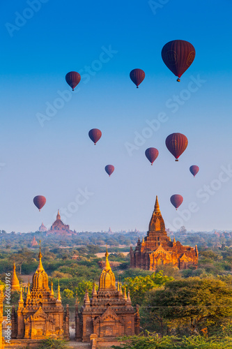 фотография temples in Bagan, Myanmar