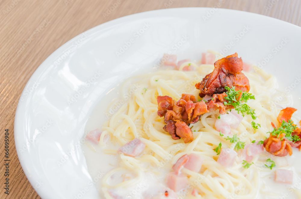 spagetti carbonara spagetti carbonara