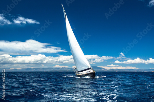Boat in sailing regatta. © De Visu