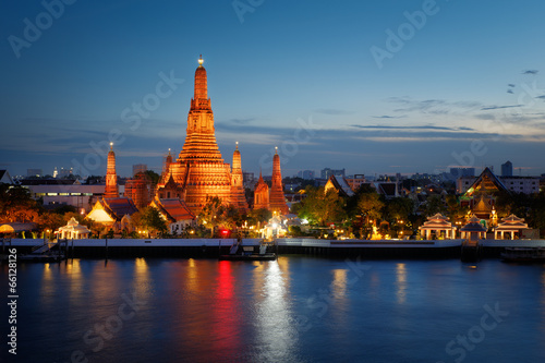 Wat Arun  bangkok  Tha  lande