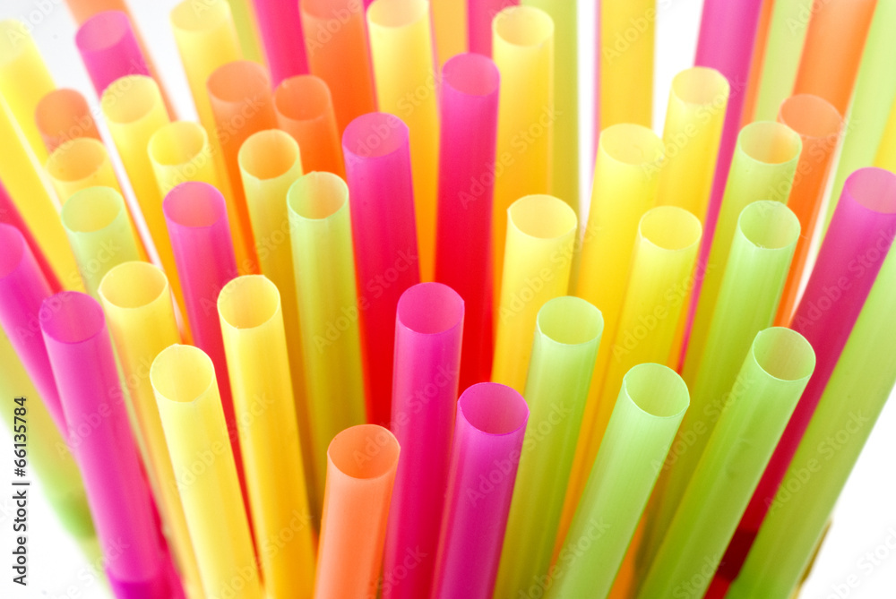 plastic drinking straws