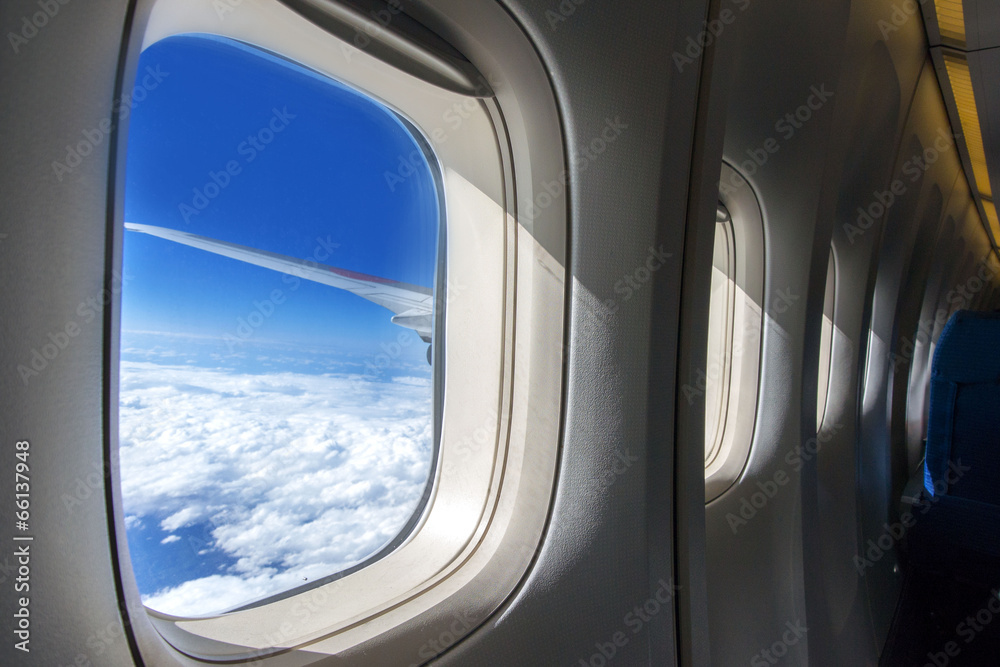 飛行機の窓
