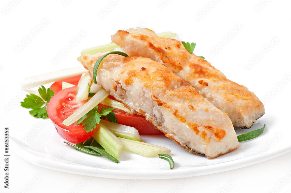 Fried filet fish and fresh vegetable salad