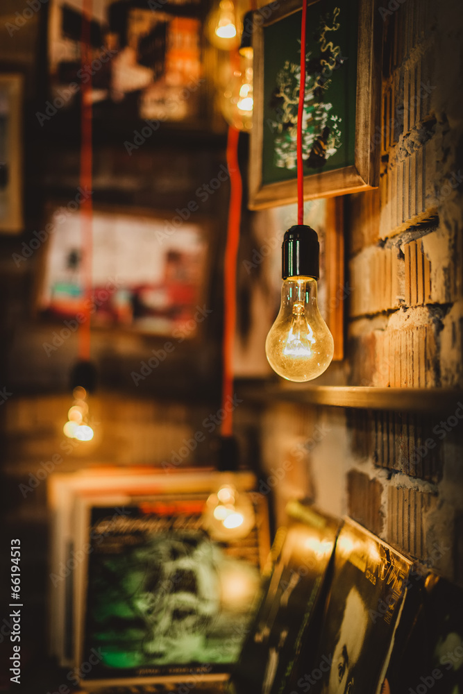 bulbs and pictures