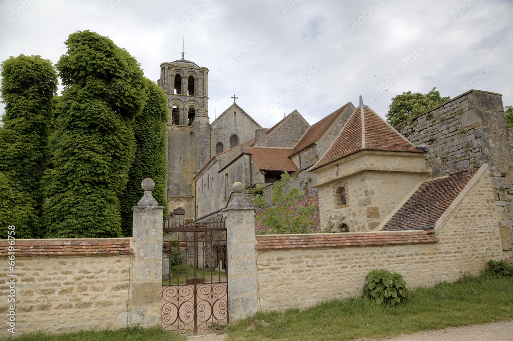 Basilique of St. Mary Magdalene in Vezelay Abbey. France Basilique of St. Mary Magdalene in Vezelay Abbey. France
