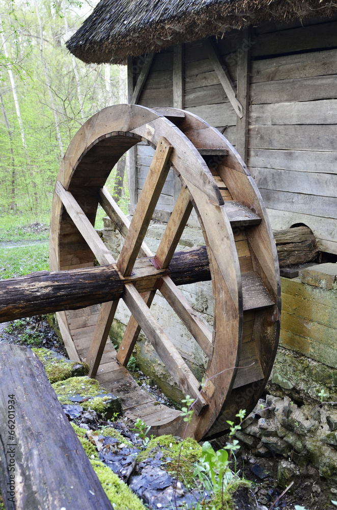 Obraz premium old water mill