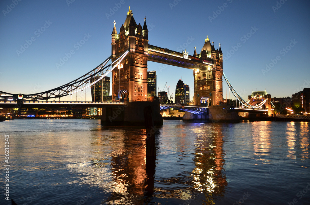 Obraz premium Tower bridge in London