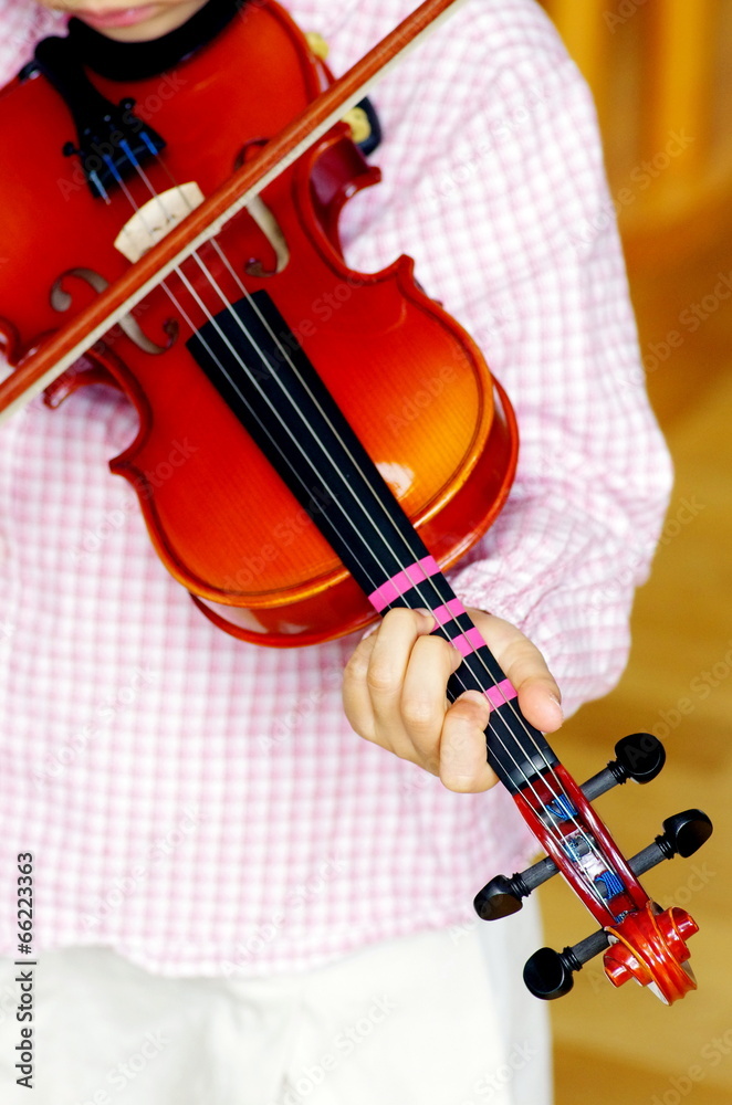 Fototapeta premium バイオリン練習