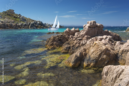 Îles Lavezzi Corse du Sud avec Voilier photo