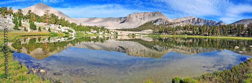 Canvastavla Alpine Lake in the Sierra Nevada Mountains, California