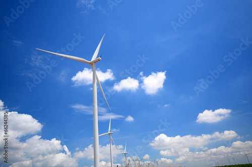 Wind Turbine Energy © karinkamon