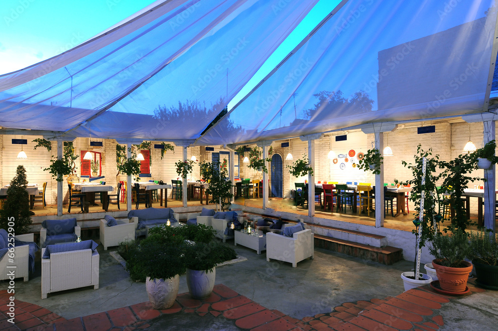 Obraz premium Greek restaurant interior