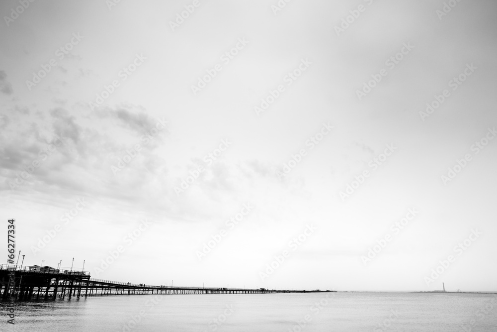 Fototapeta premium english seaside pier southend