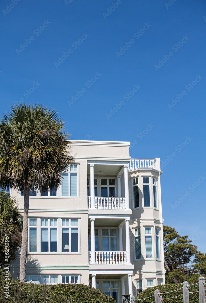 Fototapeta premium Nice Stucco Beach Home